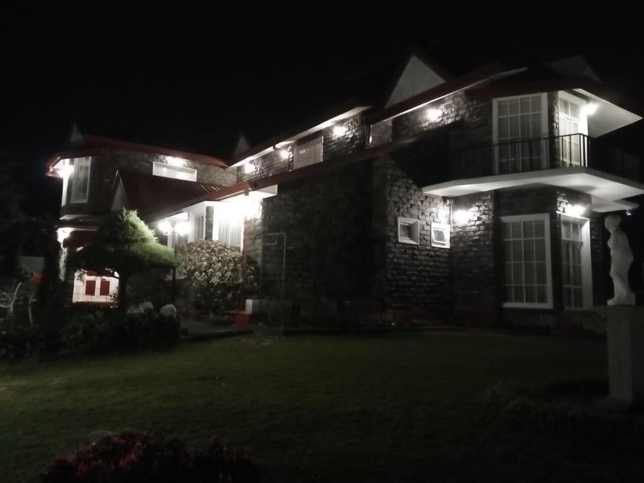 Rosedale Grand Bungalow Нувара-Элия Экстерьер фото
